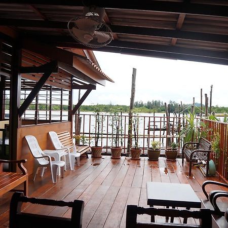 קו לנטה At Pier Hostel Lanta מראה חיצוני תמונה
