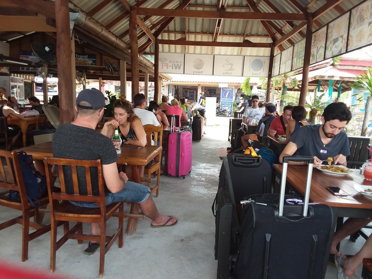 קו לנטה At Pier Hostel Lanta מראה חיצוני תמונה