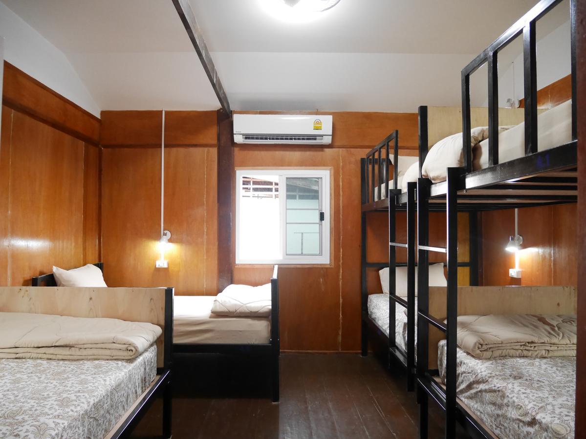 קו לנטה At Pier Hostel Lanta מראה חיצוני תמונה