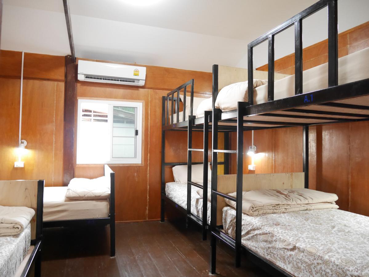 קו לנטה At Pier Hostel Lanta מראה חיצוני תמונה