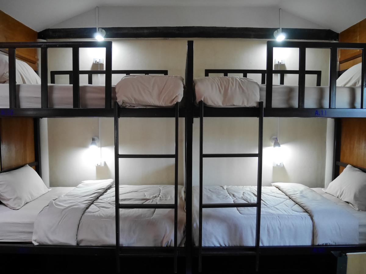 קו לנטה At Pier Hostel Lanta מראה חיצוני תמונה