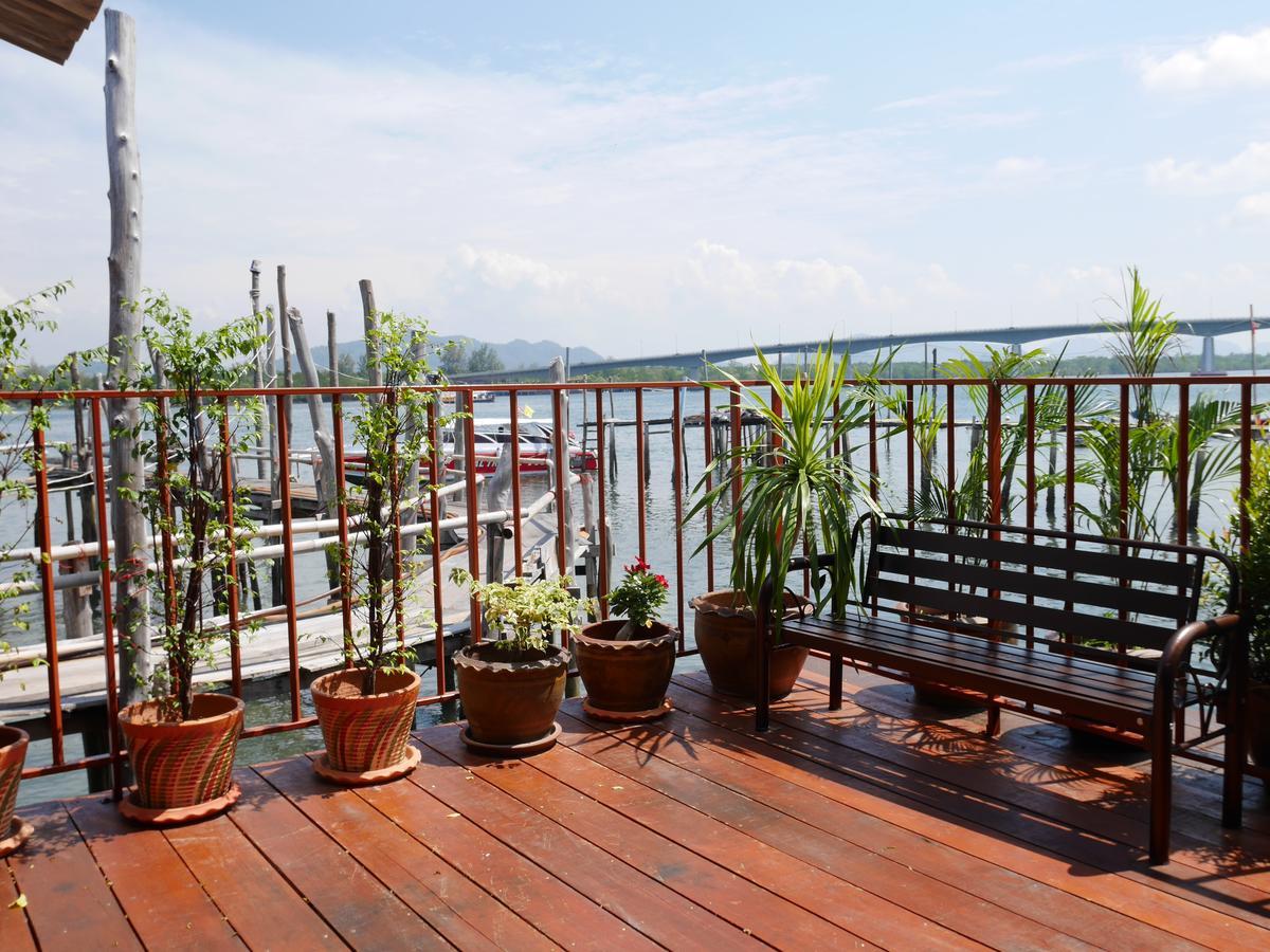 קו לנטה At Pier Hostel Lanta מראה חיצוני תמונה