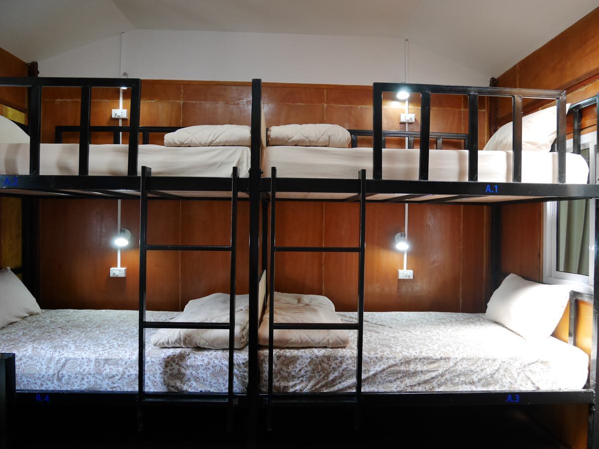 קו לנטה At Pier Hostel Lanta מראה חיצוני תמונה